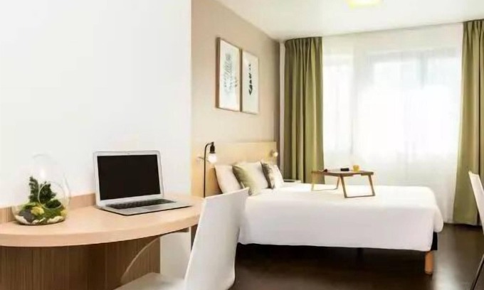 Maisons-Alfort Apartment | Aparthotel Adagio access Paris Maisons-Alfort - Large Studio 2 People