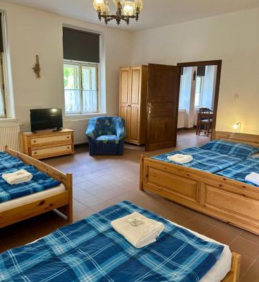 Trebiz Apartment | Apartmán Na návsi