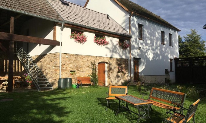 Micovice Apartment | Apartmán Na Vršku