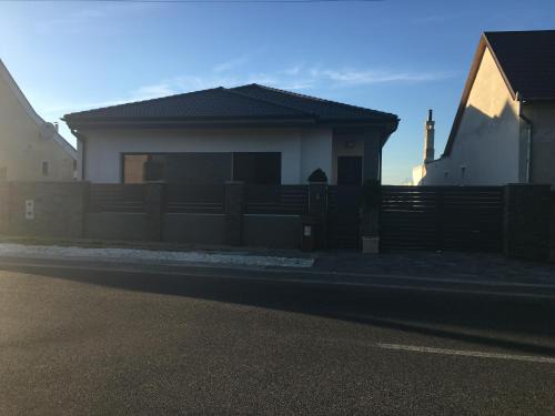 Sturovo House | Apartmány Dimitra 2