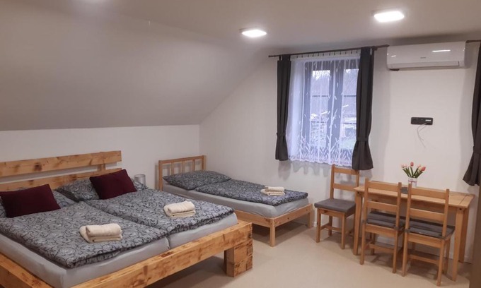 Drnholec Bed & Breakfast | Apartmány na Sklípku