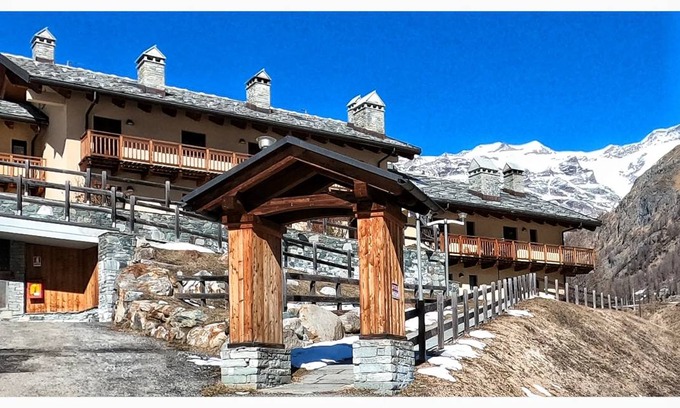 Gressoney-la-Trinite Apartment | Apartment ∙ 2 bedrooms ∙ 4 guests