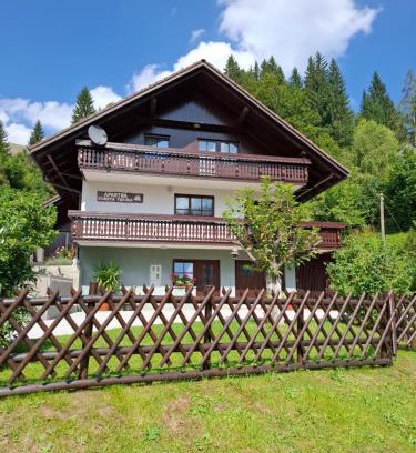 Jesenice Apartment | Apartma ČVRSTA TROJKA
