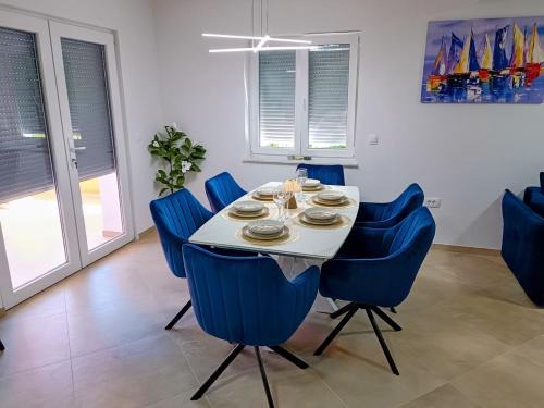 Spodnje Skofije Apartment | Apartma LANA