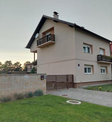 Lipik Apartment | Apartman Ždralović