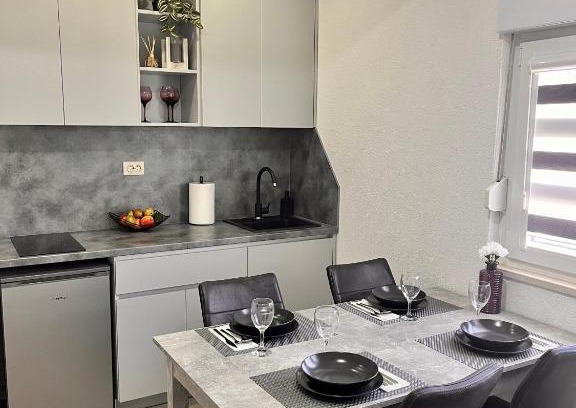 Vrgorac Apartment | Apartman Bella