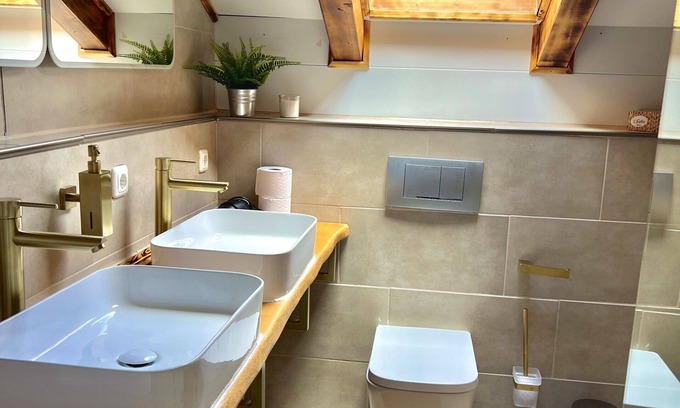 Sonnenbichl Apartment | Apartment-Private Bathroom-Mountain View-Wohnung 3
