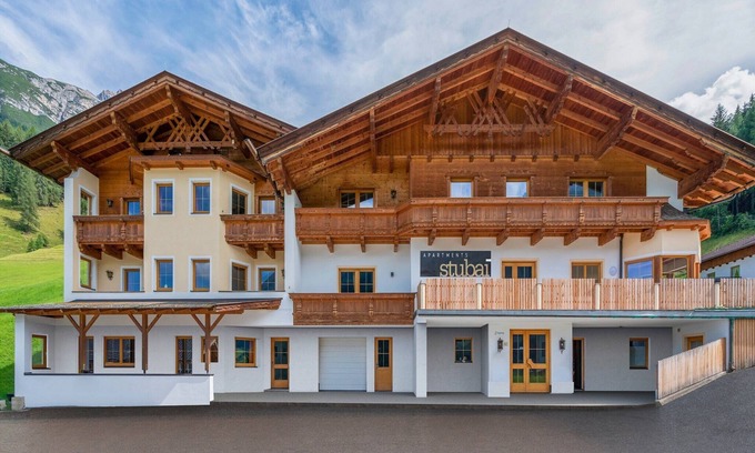 Neustift Im Stubaital Apartment | Apartment in Stubaital near Ski Lift