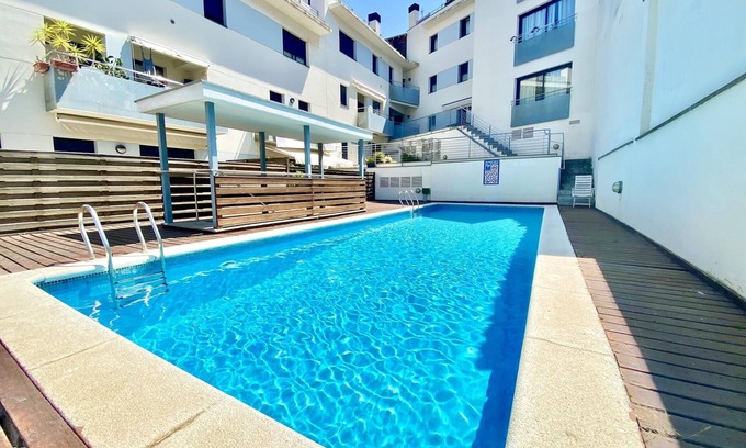 Sant Feliu de Guixols Apartment | Apartment with pool 400m beach and shops