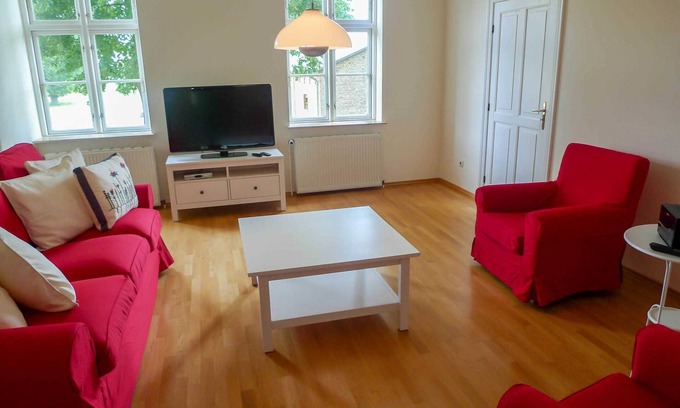 Julchendorf Apartment | Apartment 1 - big apartments in the Manor House