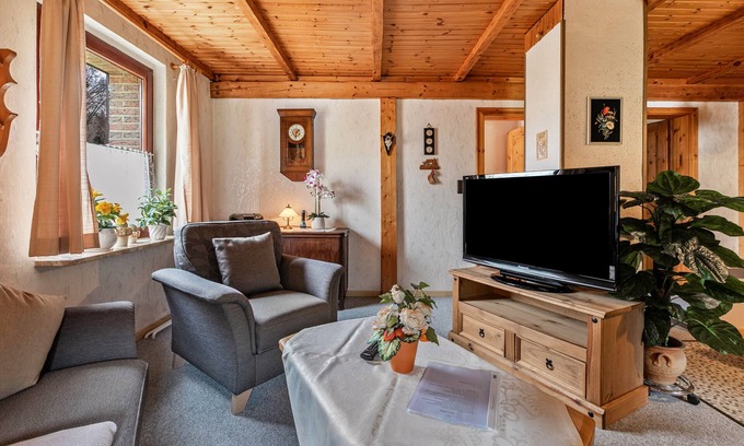 Ostrohe Apartment | Apartment '1' with Shared Terrace and Wi-Fi
