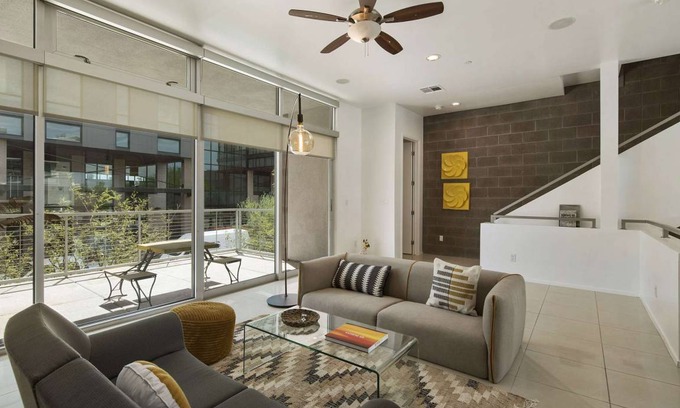 Riverside Apartment | Apartment ∙ 2 bedrooms ∙ 4 guests