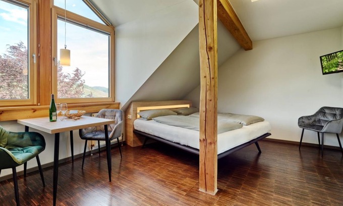 Lieser Bed & Breakfast | Apartment 2 - Schumann Winery