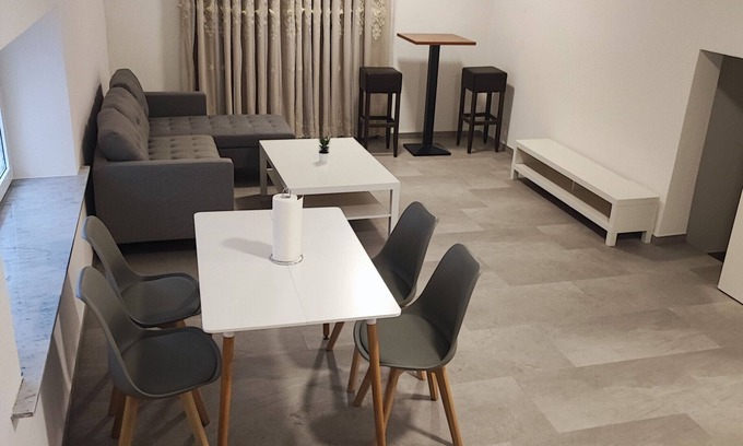 Obersackingen Apartment | Apartment '2' with Balcony and Wi-Fi