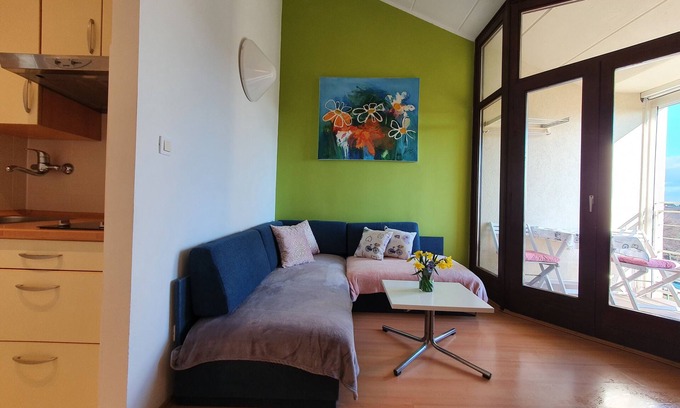 Mareda Apartment | Apartment 300m from the beach, sea view, air conditioning, parking