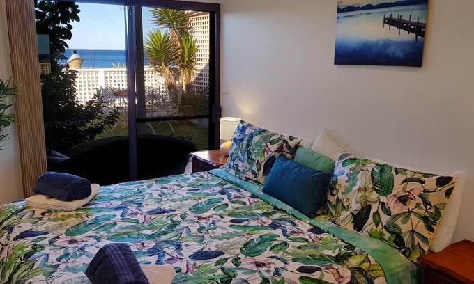 Narrabeen Apartment | Apartment 4 - The Coachhouse