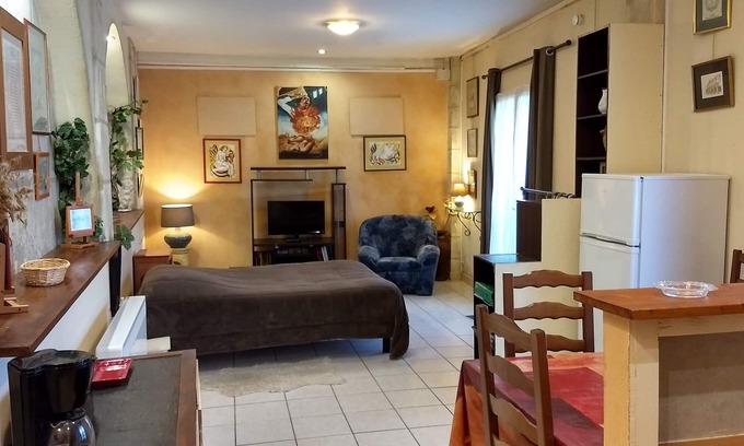 Saumur Apartment | Apartment 40m2 ground floor, close to the center of Saumur