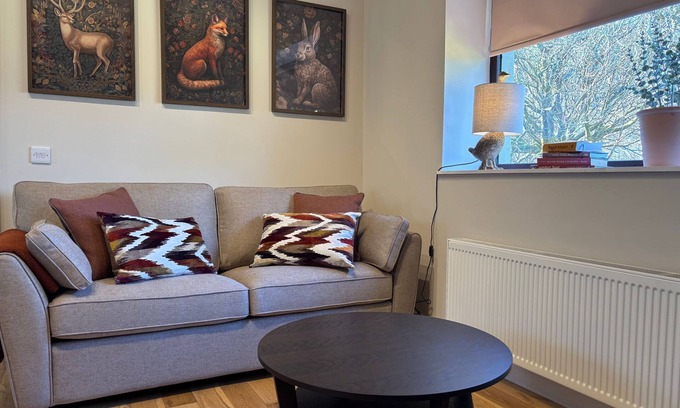 Kylemore Cottage | Apartment 473 - Kylemore - sleeps 2 guests in 1 bedroom