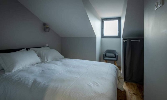 Chatel-Guyon Apartment | Apartment 6 people air-conditioned family type 2 bedrooms + sofa bed Puy de Dôme 301