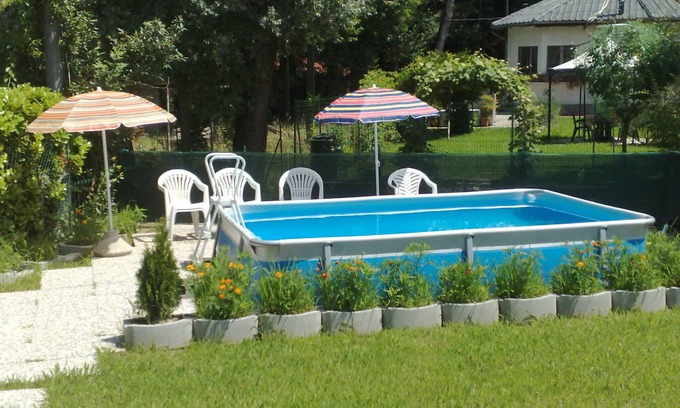 Monvalle Apartment | Apartment "Adriana" with Lake View, Pool, Wi-Fi & Garden