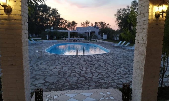 Molos Apartment | Apartment 'Alykes Family Resort Triple Room 1' with Balcony, Wi-Fi and Air Conditioning