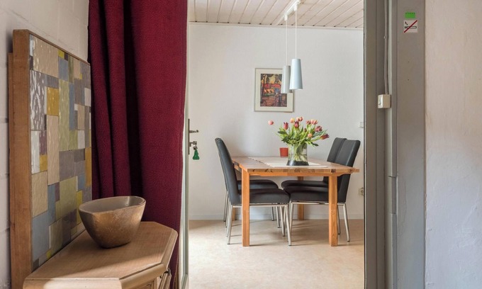 Altstadt Apartment | Apartment "Angelika" in Urban Heritage House near Lake Constance with Wi-Fi & Patio