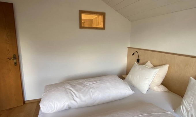 Wiesing Apartment | Apartment/apartment, shower, WC, balcony - Waldruh