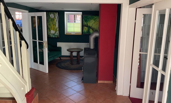 Beierstedt Apartment | Apartment 'Art' with Private Terrace and Wi-Fi