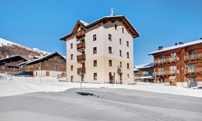 San Rocco Apartment | Apartment Baita Paola 8 posti with Mountain View, Balcony & Wi-Fi
