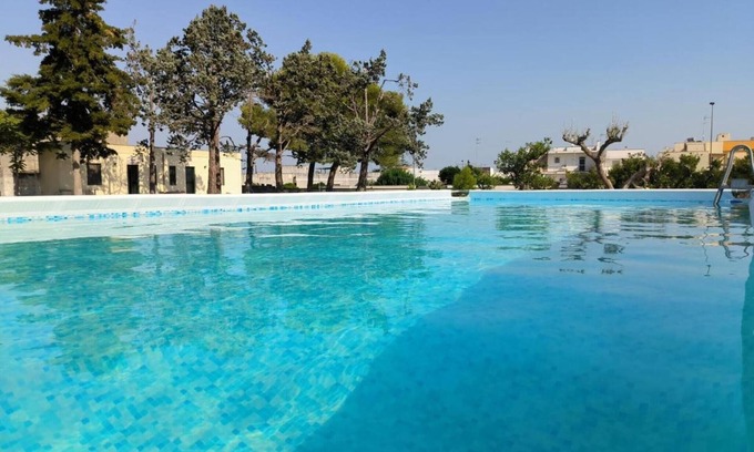 Giurdignano Apartment | Apartment 'Borgo Borgia - Casa Del Oliandolo' with Shared Pool, Wi-Fi and Air Conditioning