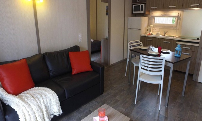Claouey Apartment | Apartment by Opal Coast Beach with Pool Access