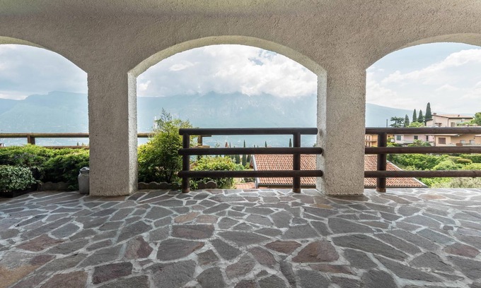 Pieve Apartment | Apartment "Casa Lucia" with Lake View, Mountain View, Wi-Fi, Terrace & Garden; Parking Available