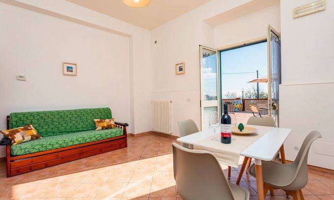 Piedimonte Etneo Apartment | Apartment 'Camia Etna House - Matrimoniale' with Sea View, Wi-Fi and Air Conditioning