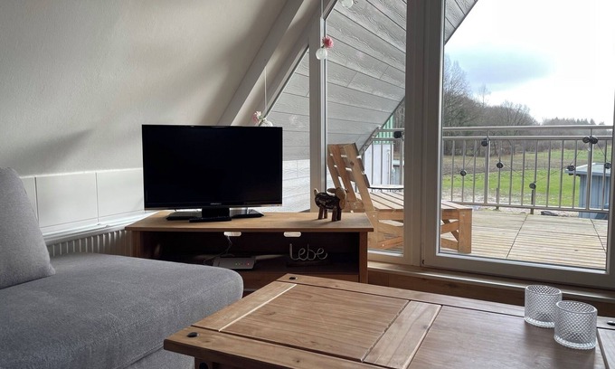 Grosssolt Apartment | Apartment 'Carolin Witt' with Balcony and Wi-Fi