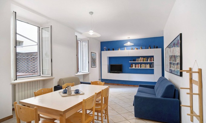 Bordighera Apartment | Apartment 'Casa Lilo Bordighera' with Private Terrace and Air Conditioning