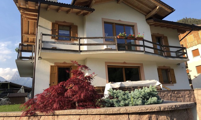Mezzano Apartment | Apartment 'Casa Lucia Mezzano Di Primiero' with Mountain View, Private Garden and Wi-Fi