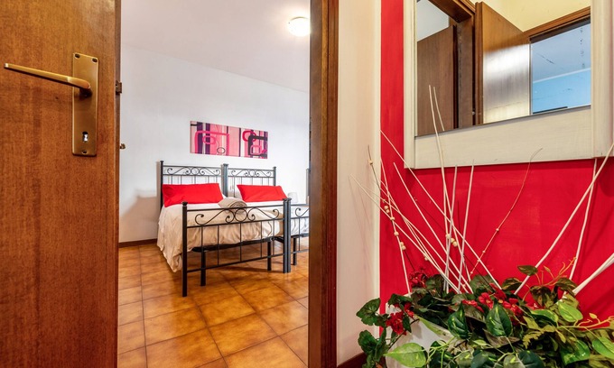 Bussolengo Apartment | Apartment 'Casa Vacanze Francesca' with Balcony and Air Conditioning
