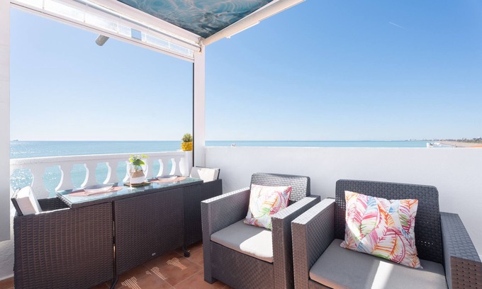 Playa de Almarda House | Apartment 'casAcamer Sur' with Sea Views, Private Terrace, and Shared Garden