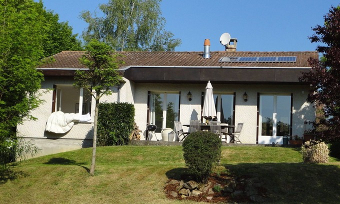 Chavenon House | Apartment close to the sea