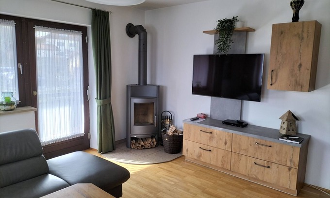 Anger Apartment | Apartment Dallinger, 63sqm, upper floor, 1 bedroom, fireplace, 4 stars, max. 2 pers.