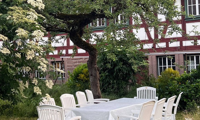 Trichtingen Apartment | Apartment "Zur Kanne für zwei" with Garden & BBQ