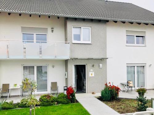 Hugelsheim Apartment | Apartment