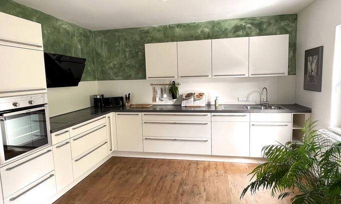 Haslach im Kinzigtal Apartment | Apartment 'Ferienwohnung Silberberg' with Private Terrace and Wi-Fi