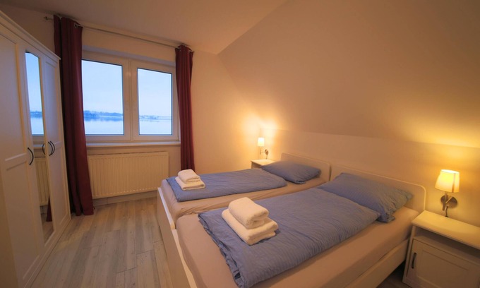 Ekenis Apartment | Apartment 7 in the apartment house Schleiblick with direct view of the Schlei 1st floor