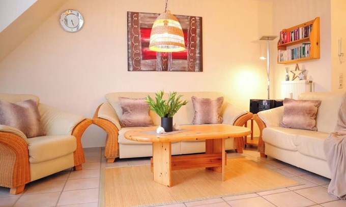 Neufeld Apartment | Apartment "Strandaster" only a few minutes walk from the dike!