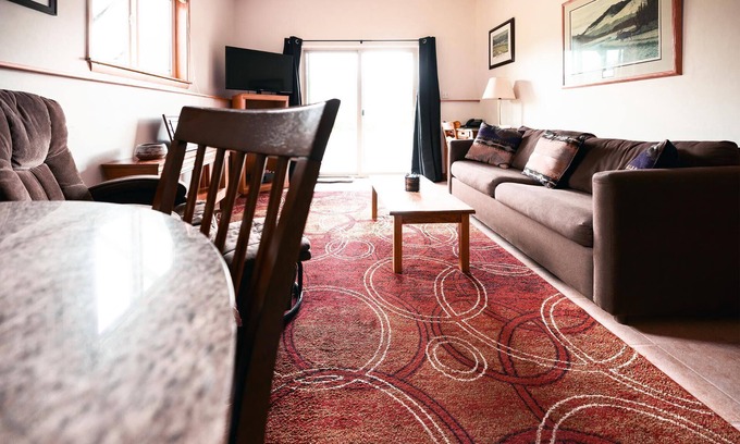 Haines House | Apartment Dolphin House