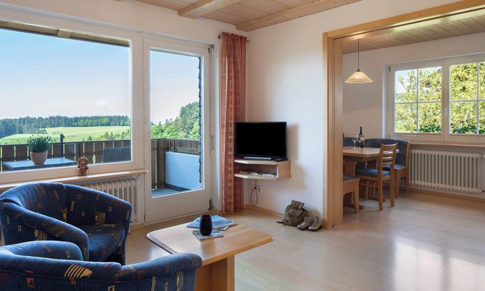 Sankt Maergen Apartment | Apartment 'Dompfaff' with Mountain View, Shared Garden and Wi-Fi