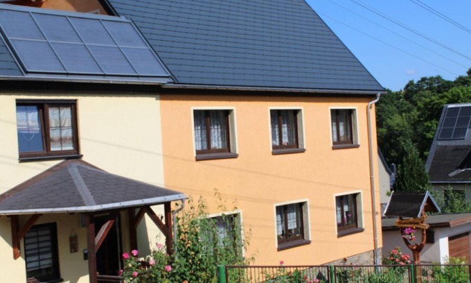 Markersbach Apartment | Apartment Edelweiß in the Erzgebirge - Apartment 56sqm with roof terrace