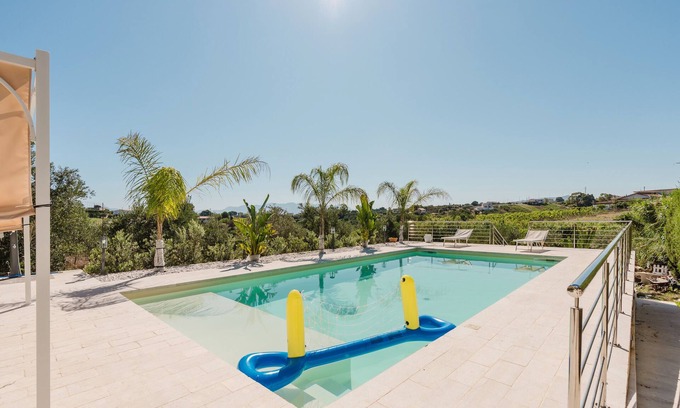 Alcamo Apartment | Apartment 'Elena' with Mountain View, Wi-Fi and Air Conditioning
