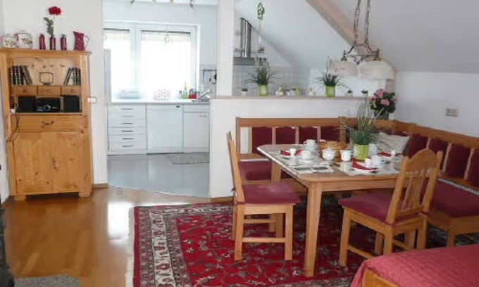 Ichenhausen Apartment | Apartment 'Ferienwohnung 'Irmgard' with Balcony and Wi-Fi